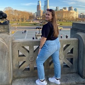 Meet your Posher, Jaclynn